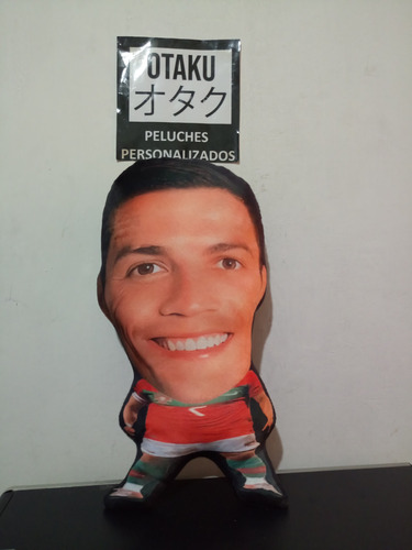 Peluche Cristiano Ronaldo Cojin Chiquito 30 Cm  