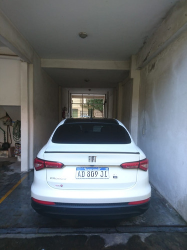 Fiat Cronos 1.8 Precision Pack Premium