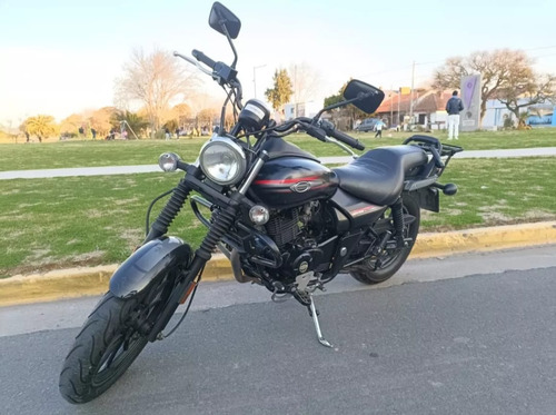 Bajaj Avenger 220 - Año 2017