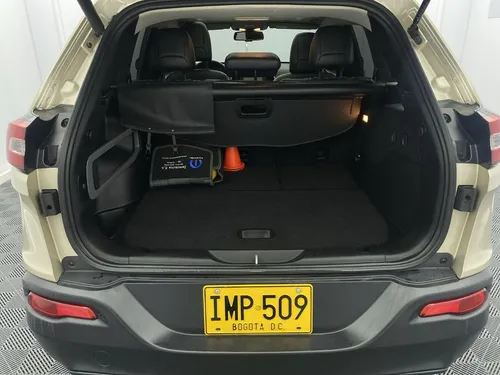 Jeep Cherokee 3.2 Longitude Plus