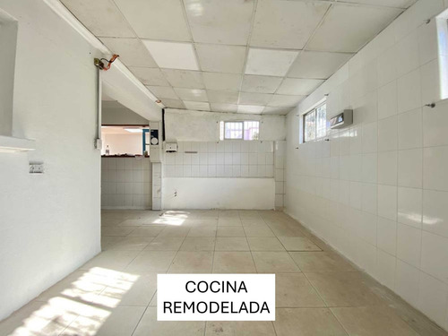 Promocion Julio Casa En Arriendo (105048)
