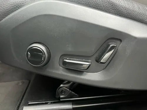 Volvo XC60 PLUS T8 4X4 PHEV