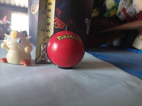 Pokémon Meowth Pokébola Nintendo 1999 4.5cm (Usado)