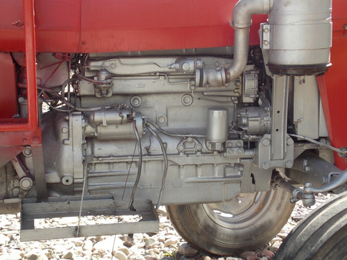 Tractor Massey Ferguson 1175