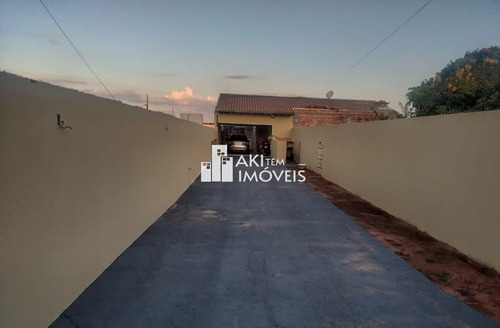Imagem 2 de 30 de Excelente Casa, Com 3 Dormitórios Na Vila Industrial! - 6106