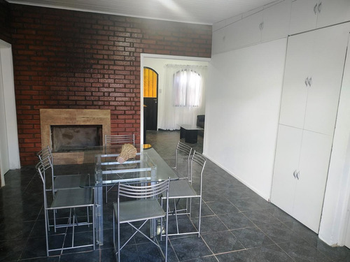 Imagen 9 de 24 de Alquiler Temporario: Casa Principal Con Piscina Y Asador - Excelente Ubicación !!!