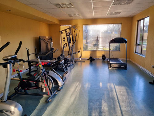 Se Vende Impecable Y Gran Departamento En Edificio Versalles