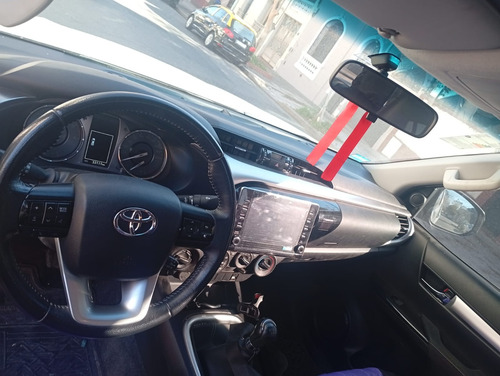 Toyota Hilux Pick-Up 2.8 Cd Sr 177cv 4x4