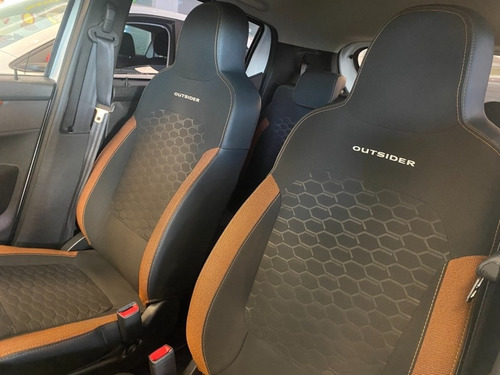 Imagem 8 de 14 de Renault Kwid Outsider 1.0 Mt