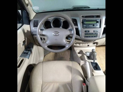 Imagem 10 de 14 de Toyota Hilux Sw4 Srv 4x4 3.0 Turbo (aut)