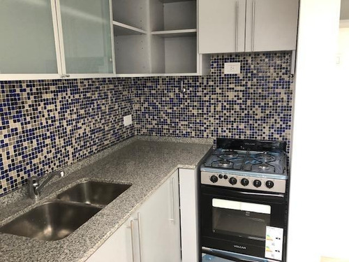 Imagen 11 de 24 de Departamento 3 Ambientes Con Balcón Y Cochera- Coghlan