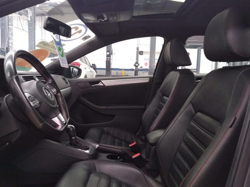 Imagen 11 de 15 de Volkswagen Jetta 2012 2.0 Gli Dsg At