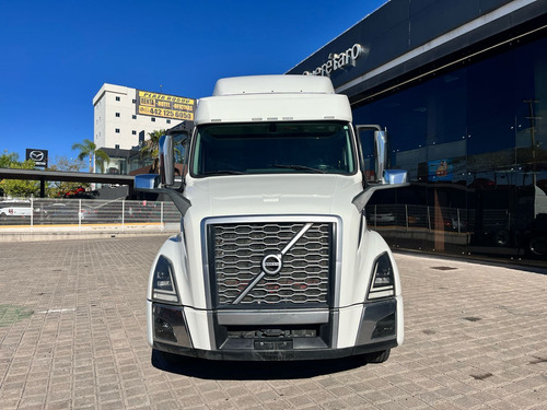 Volvo Vnl 64t 780 2020