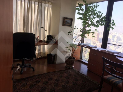 Imagen 15 de 28 de Venta Oficina Santiago Miraflores 300mt2 2 Roles 14 Privados