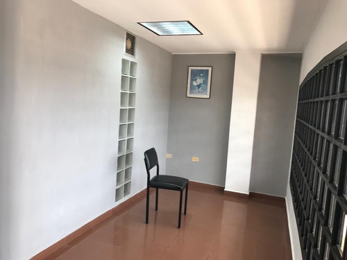 Imagen 9 de 13 de ** Vendo Oficina En Naguanagua, C.c El Hatiilo