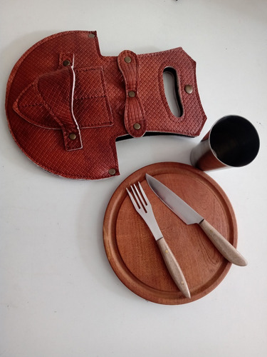 Set Asado Parrillero Estuche Tabla Cubiertos + Vaso Asador