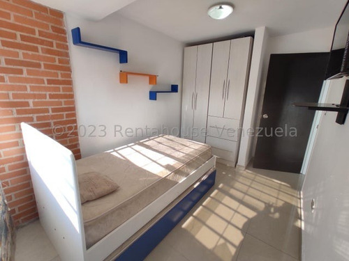 Imagen 25 de 30 de Apartamento Duplex En Venta Urb Los Caobos, Maracay 23-23982 Hc