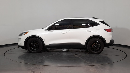 Ford Kuga 2.5 Se Hybrid Cvt