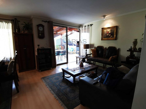 Casa En Arriendo Con Opción De Compra, Peñalolen
