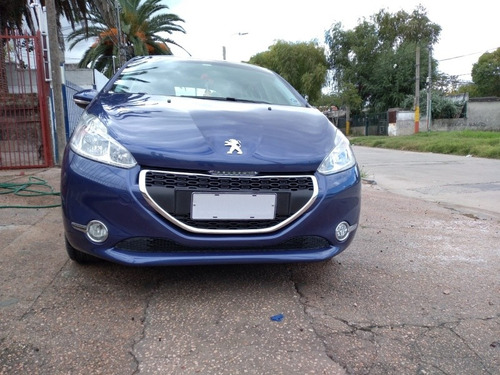 Peugeot 208 1.2 Frances