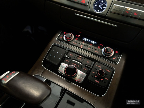 Audi A8 4.2 QUATTRO V8 40V GASOLINA 4P TIPTRONIC