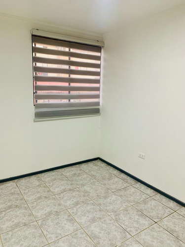 Via Local Uno 2 Dorm 1 Baño Piso 2 Lado Hispano Británico
