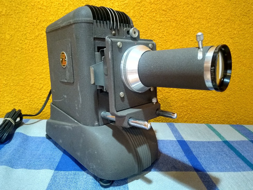 Proyector Alemán Para Diapositivas 35mm / Super Zett / 1949 (Usado)