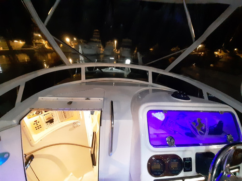 Imagen 7 de 10 de Century Boats