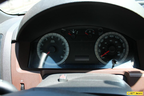 Ford Escape 3.0 XLT At 4X4