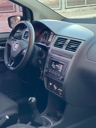 Imagen 12 de 23 de Volkswagen Suran 2019 1.6 Comfortline 101cv