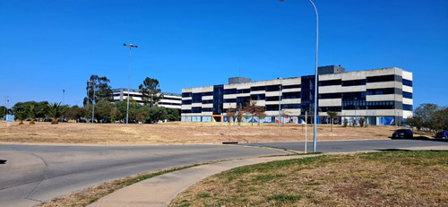 Vendo/alquilo Oficina En Parque Empresarial Aeropuerto