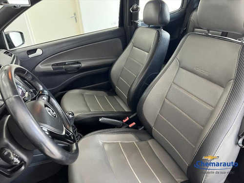 Volkswagen Saveiro 1.6 CROSS CD 16V FLEX 2P MANUAL