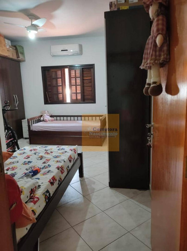 Imagem 16 de 24 de Vende Sobrado Com 3 Dormitórios 2 Suítes, Quintal, Churrasqueira Perto Novo Shopping 152 M² Por R$ 450.000 - Jardim Sul - São José Dos Campos/sp - So0630