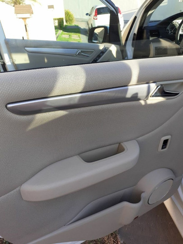 Imagem 6 de 15 de Mercedes-benz Classe B 2010 1.7 Family 5p