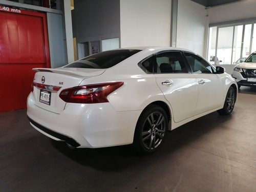 Imagen 4 de 8 de Nissan Altima 2018 3.5 Exclusive Cvt
