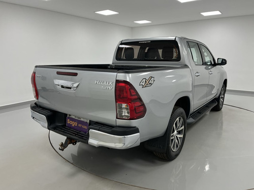 Imagem 7 de 13 de Toyota Hilux Cabine Dupla 2.8 Tdi Srv Cd 4x4 (aut)