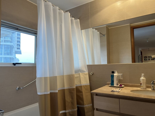 Departamento En Venta De 4 Dorm. En Viña Del Mar
