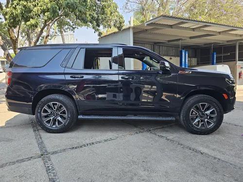 Chevrolet Tahoe 6.2 Z71 4X4 At