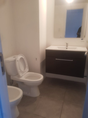 Imagen 12 de 12 de Oficina C/cocina Y Bano Exc. Oportunidad Venta Con O Sin Gje