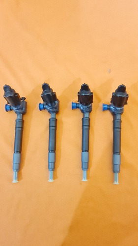 Imagen 4 de 7 de Inyector Gasoil Hilux 2018 2019 2020 2021 Original
