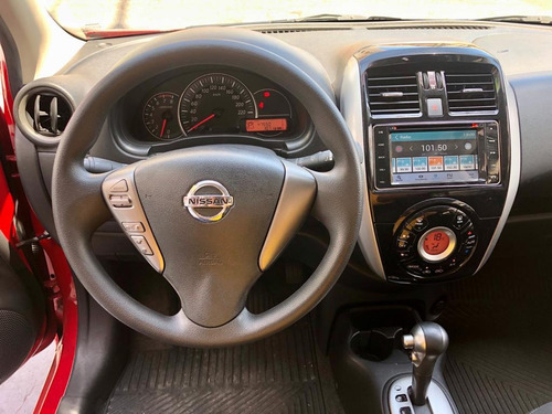 Nissan March 1.6 Sl Automático 2017 Vermelho