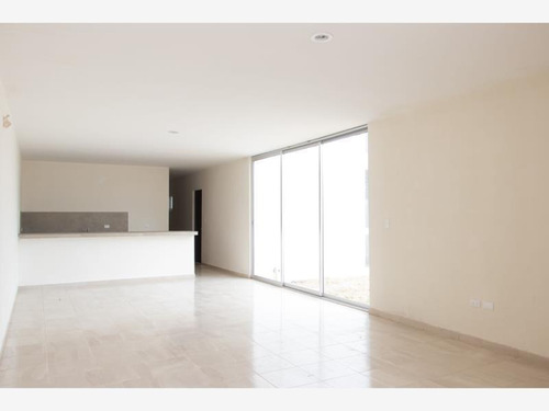 Imagen 3 de 11 de Casa Sola En Venta Royal Del Parque
