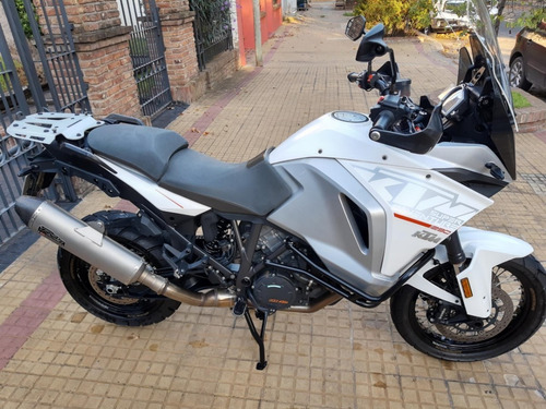 Ktm 1290 Super Adventure T (permuto)