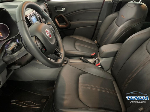 Imagem 11 de 14 de Fiat Toro 2.0 Tdi Volcano Auto 4wd