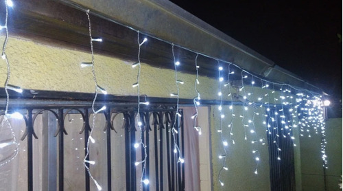 Cascada Led Multicolor 400 Luces 7,2 Mts Navideña Navidad