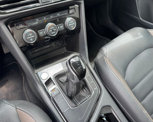 Volkswagen Taos 1.4 Tsi Highline At