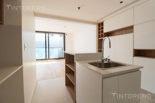 Departamento En Venta De 3 Ambientes Con Balcón En Liniers