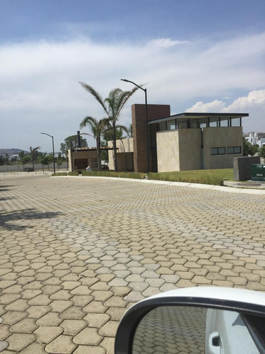 En Venta 2 Lotes En Lomas De Angelópolis, San Andrés Cholula, Puebla.