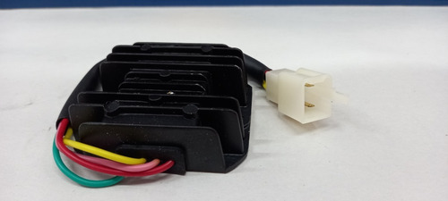 Imagen 1 de 4 de Regulador De Voltaje De Moto De 4 Terminales Hembra Chico