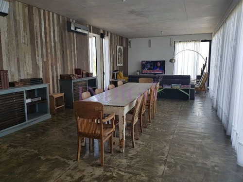 Casa En Venta, Punta Piedras, 3 Dormitorios - Ref: 265
